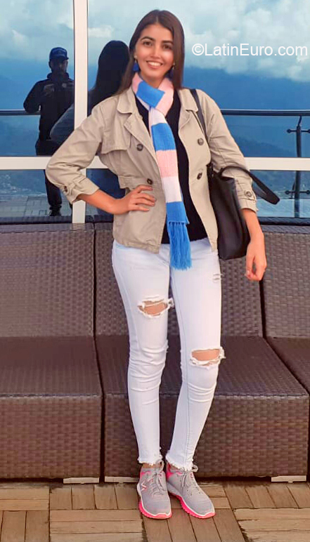 Date this athletic Venezuela girl Andrea from San Cristobal VE2857