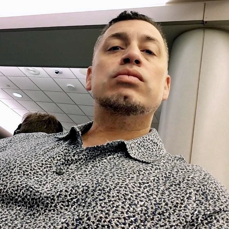 Date this tall United States man Elgalan from Miami US20545