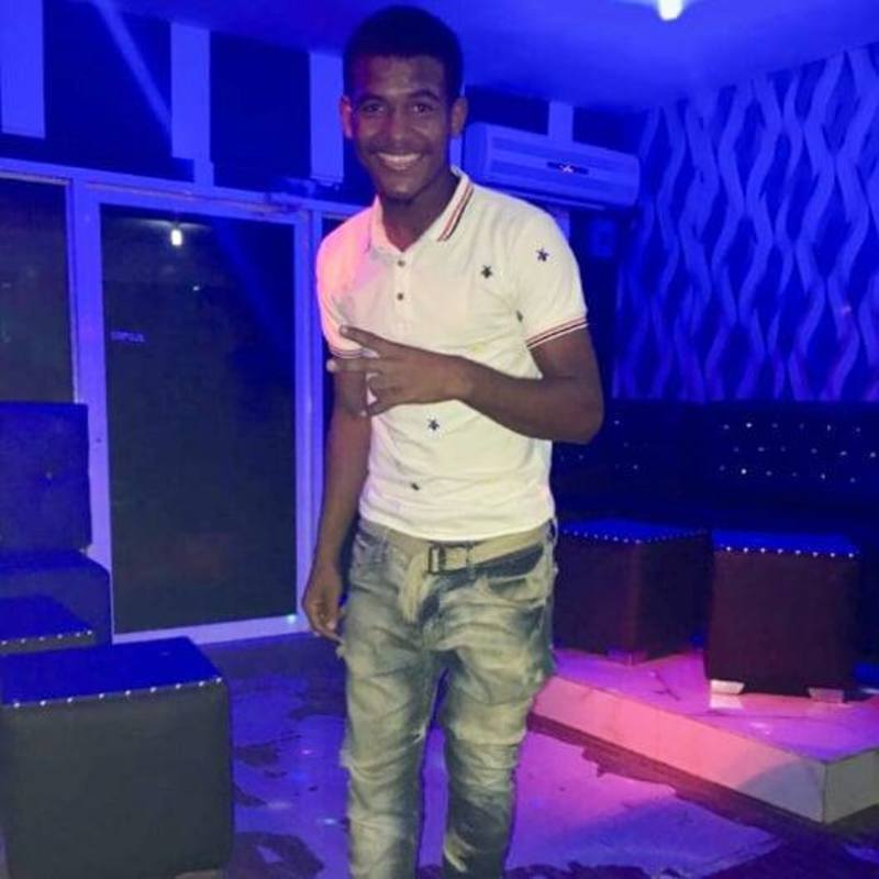 Date this hard body Dominican Republic man Yoharis from Santodomigo DO36988