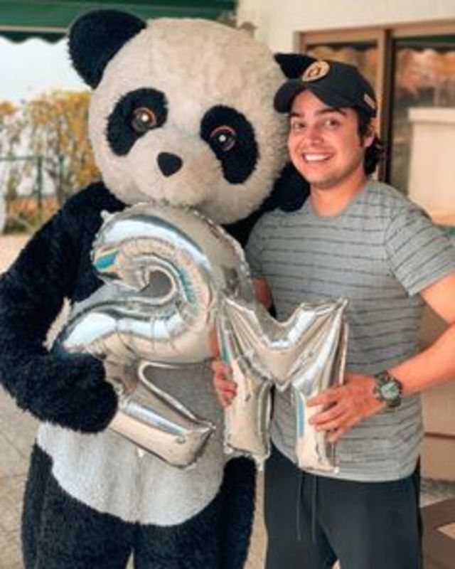 Date this voluptuous Dominican Republic man Alexi from Santiago DO37023