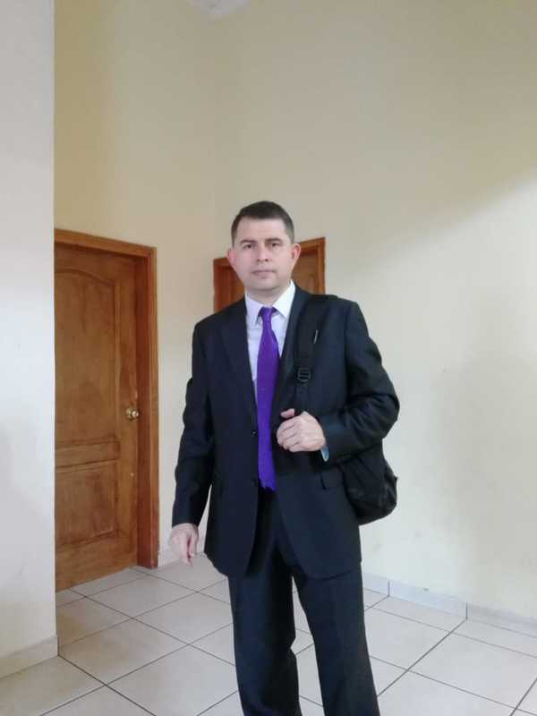 Date this gorgeous Honduras man Riperbet from Tegucigalpa HN2744