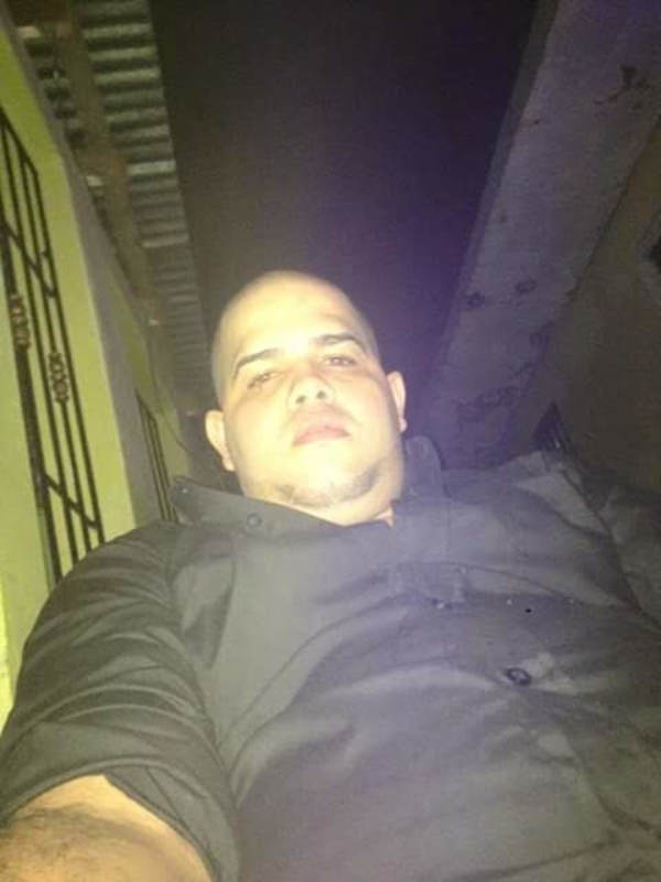 Date this stunning Spain man Roberto andres from santo domingo DO37081