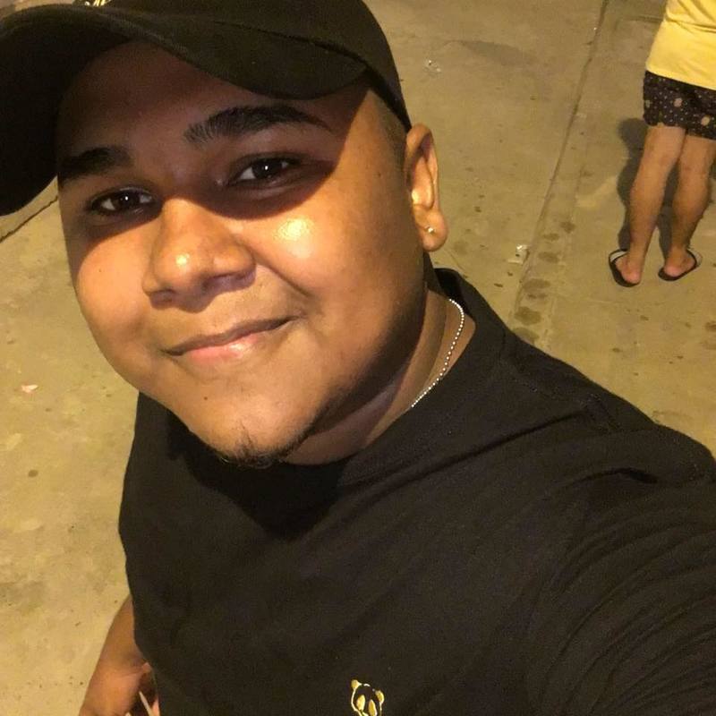 Date this voluptuous Colombia man Lawin ospino ma from Cartagena CO26612