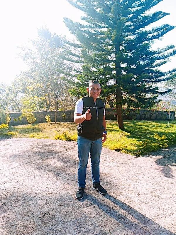 Date this cute Honduras man Raul carmona from Tegucigalpa HN2762