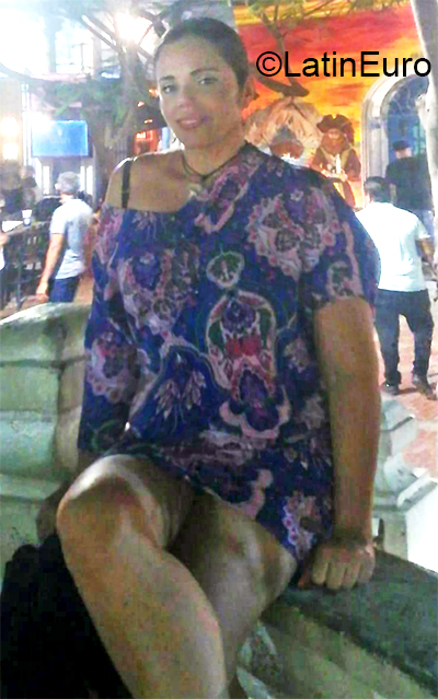 Date this voluptuous Colombia girl Rosi from Cucuta CO26848