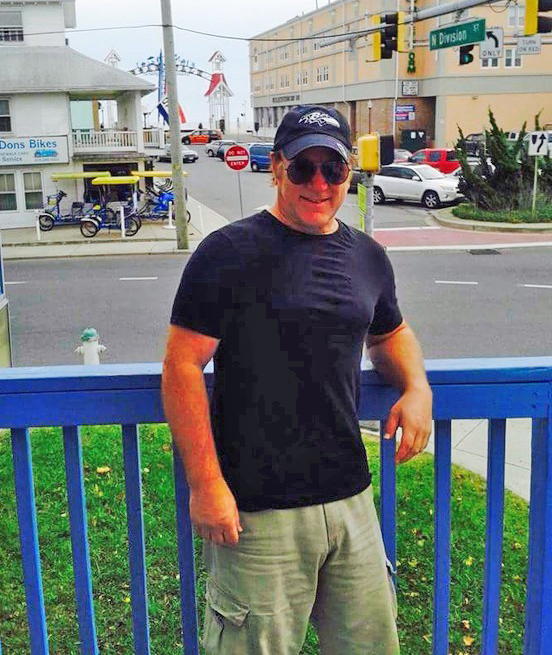 Date this beautiful United States man Marsac from Tamarac US20649