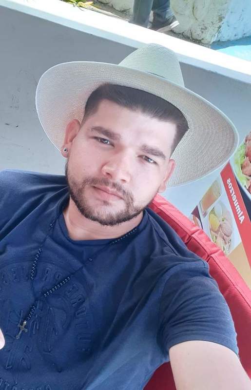 Date this charming Ecuador man Paul Benitez from Manta EC443