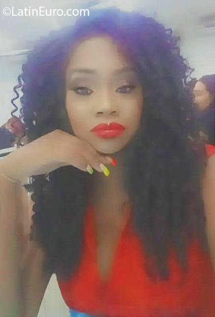 Date this georgeous Brazil girl Denise Luz from Guaiba BR11067