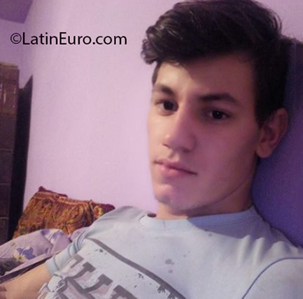 Date this gorgeous Panama man Ranel from Panama City PA1191