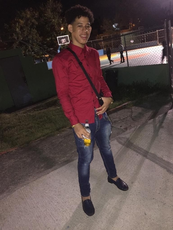 Date this fun Dominican Republic man Jhon henry from Santo Domingo DO37834