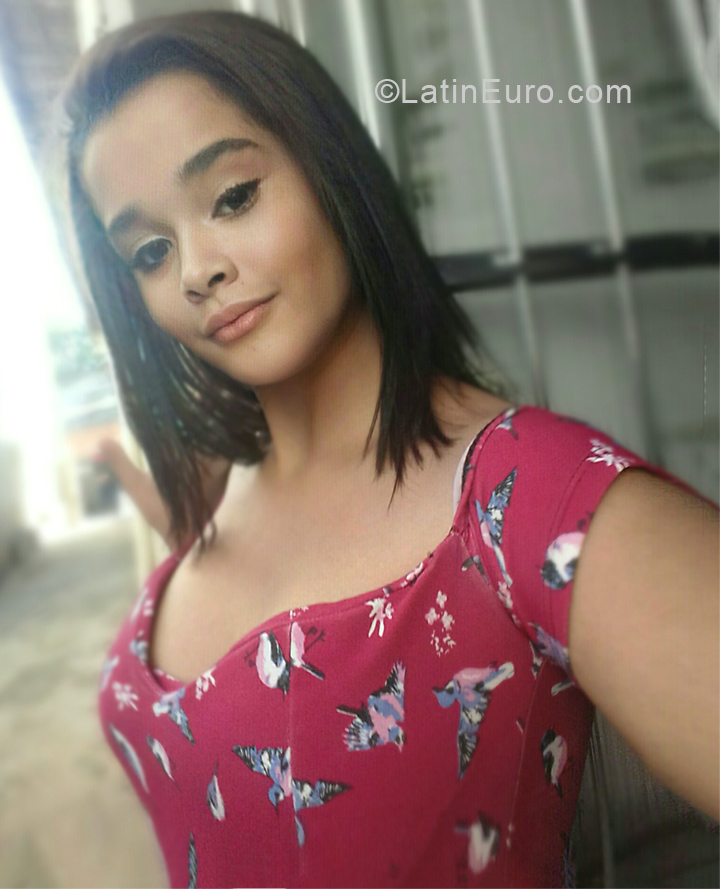 Date this delightful Brazil girl Adriana from Sao Paulo BR11106