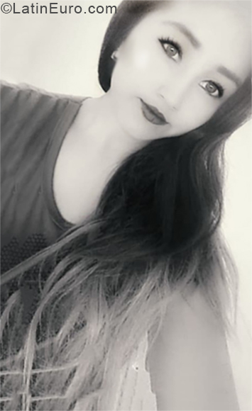 Date this foxy Mexico girl Jacqueline from Leon MX1812