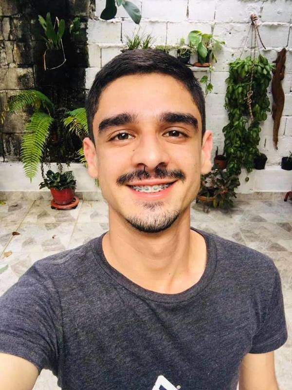 Date this hard body Colombia man Cardona1204 from Bogotá CO27131