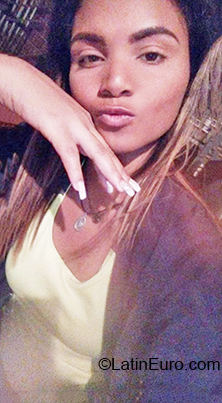 Date this hot Venezuela girl Danyerli from Caracas VE3149