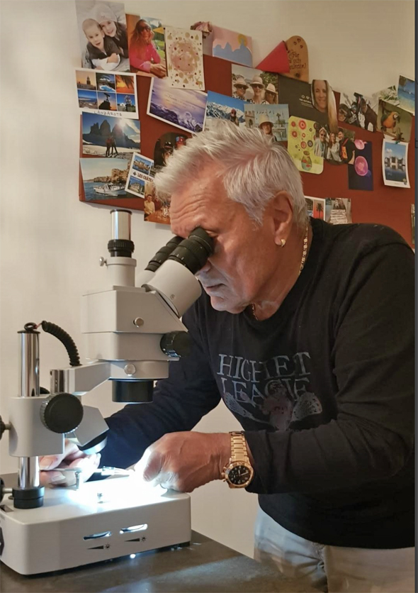 Date this voluptuous Germany man Erich from Rosenheim DE499