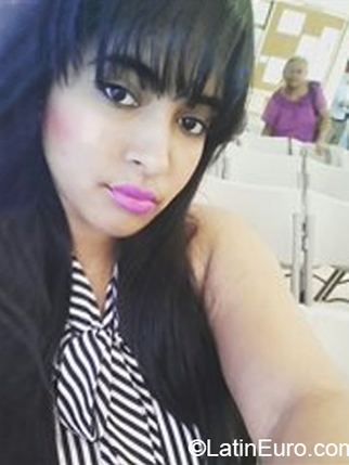 Date this good-looking Dominican Republic girl Estefany from Santiago DO38093