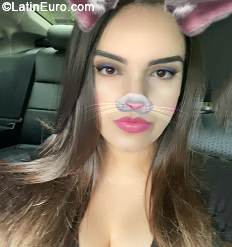 Date this delightful Brazil girl Fabbyane from Sao Paulo BR11126