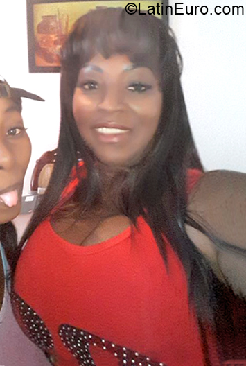 Date this young Colombia girl Sara from Cali CO27330