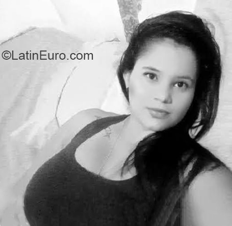 Date this delightful Colombia girl Ana from Bucaramanga CO27382