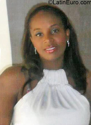 Date this pretty Colombia girl Luz from Medellin CO27520