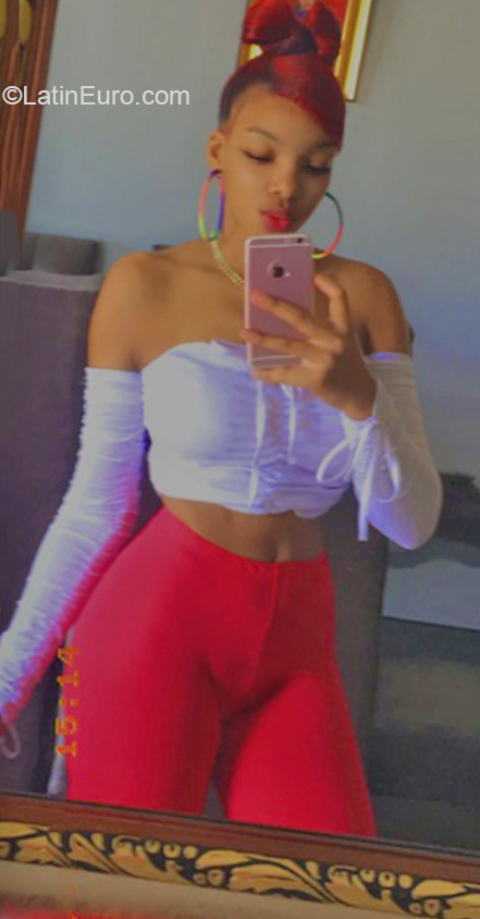 Date this athletic Dominican Republic girl Yafreisy from Santo Domingo DO38334