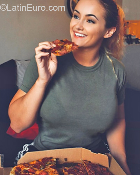 Date this foxy Argentina girl Chapel from Buenos Aires AR439