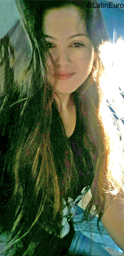 Date this good-looking Argentina girl Carolina from Las Brenas AR444