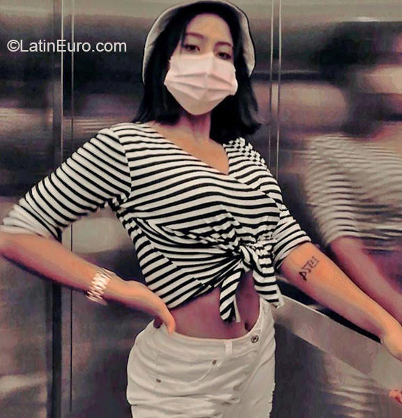 Date this exotic Costa Rica girl Alondra from Heredia CR398