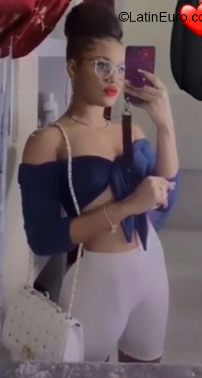 Date this funny Dominican Republic girl Miledy from Santo Domingo DO38413