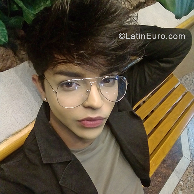 Date this good-looking Mexico man Mauricio from AGUASCALIENTES MX1983