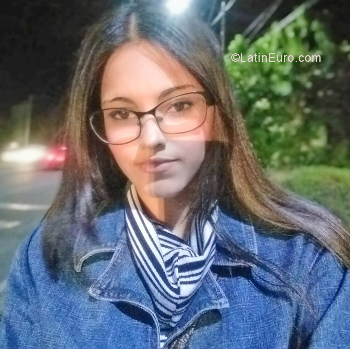 Date this attractive Nicaragua girl Gracie from Managua NI248