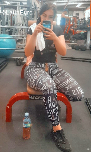 Date this happy Nicaragua girl Isamar from Nicaragua NI249