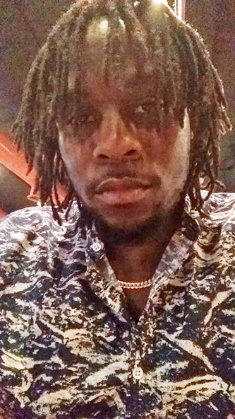 Date this funny United States man Browncrown from Tampa US20878