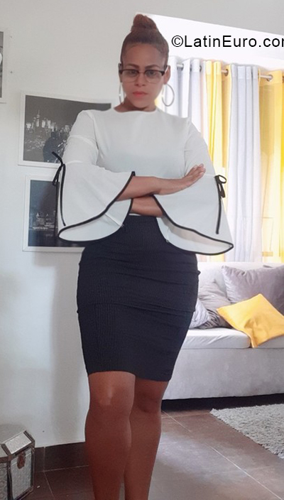 Date this athletic Dominican Republic girl Bethania Jimene from Santo Domingo DO38584