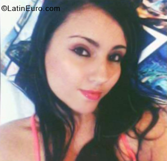 Date this hot Colombia girl Rosi from Pereira CO28309