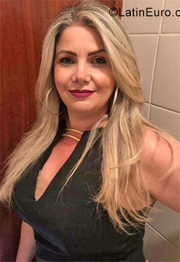 Date this tall Brazil girl Marilza from Aracatuba BR11374