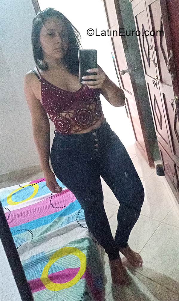 Date this stunning Colombia girl Nancy from Medellin CO28743