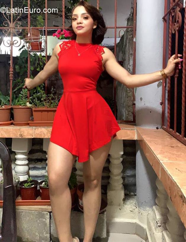 Date this hard body Dominican Republic girl Anael samantha from santiago DO38925