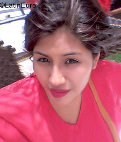 Date this fun Peru girl Sheline from Lima PE1704