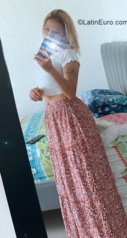 Date this exotic Colombia girl Ana correa from Medellin CO28821