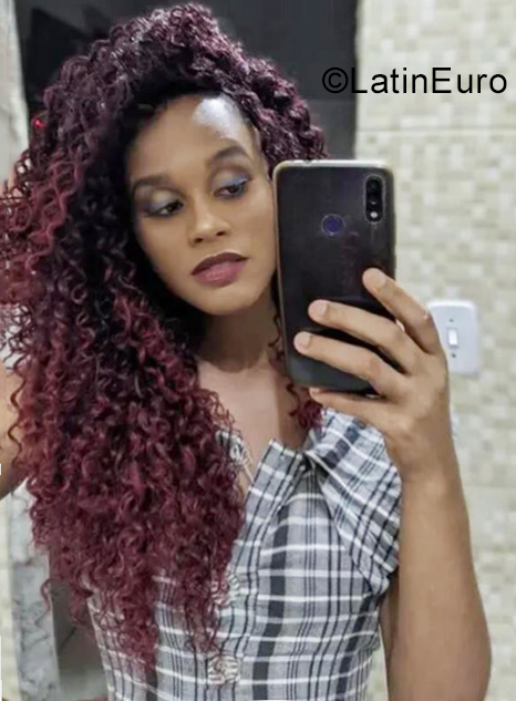 Date this gorgeous Brazil girl Luana from Sao Francisco Do Conde BR11271