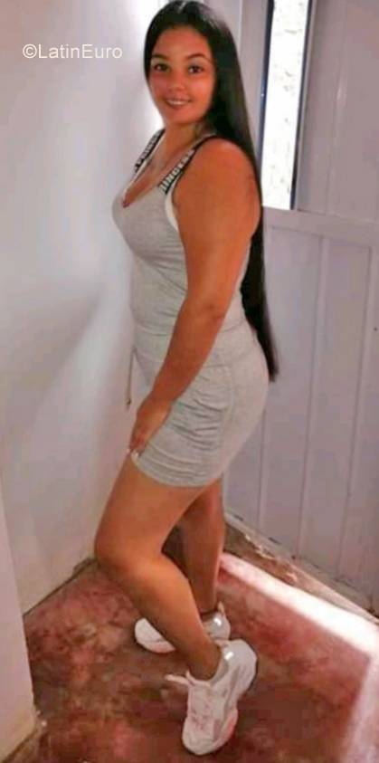 Date this young Colombia girl Belkis from Barranquilla CO28941
