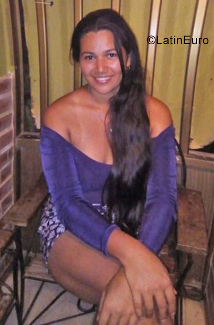 Date this charming Venezuela girl Whileska from Porlamar VE3655