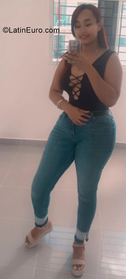 Date this happy Dominican Republic girl Eli from Santiago DO39207