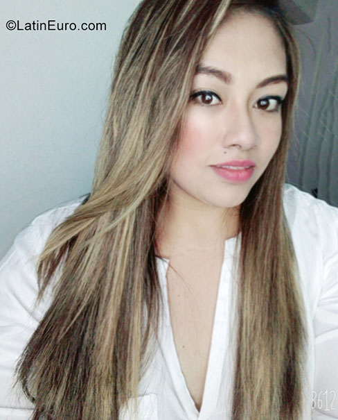 Date this good-looking Mexico girl Lianna from Mexico City MX2234