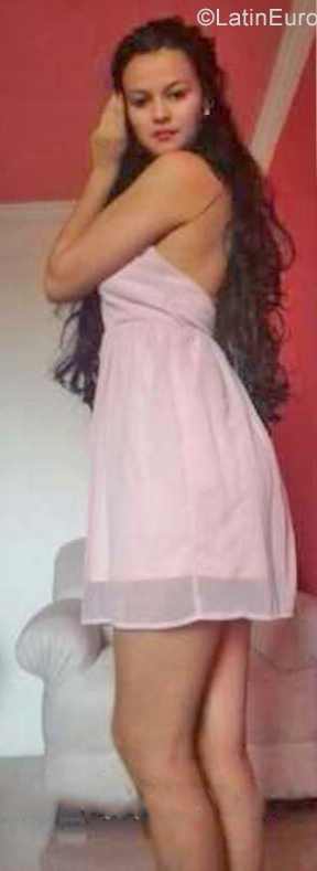 Date this pretty Colombia girl Marlin from Cali CO29402