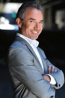 Date this georgeous United States man Doug from Los Angeles US21163