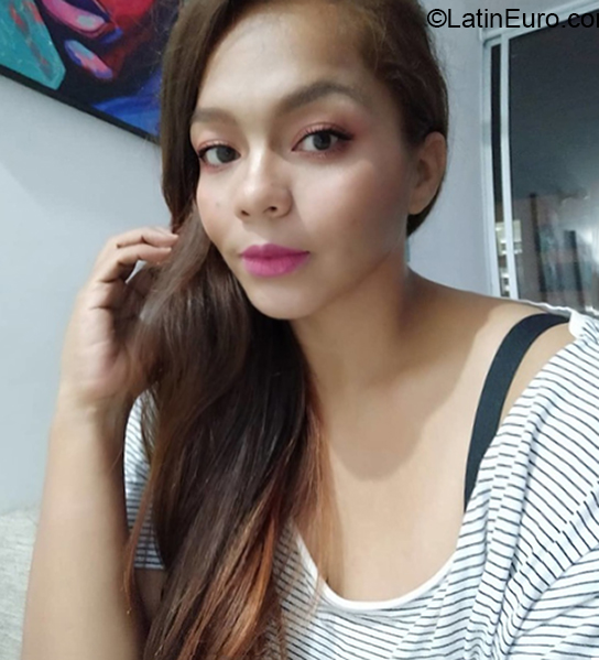 Date this georgeous Colombia girl Andrea from Cali CO29614