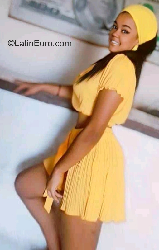 Date this exotic Cuba girl Kelin from Ciego De Avila CU764