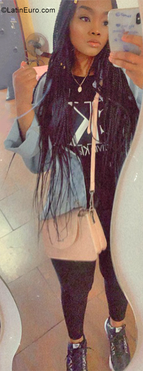 Date this exotic Spain girl Queen kandy from Vitoria - Gasteiz ES613